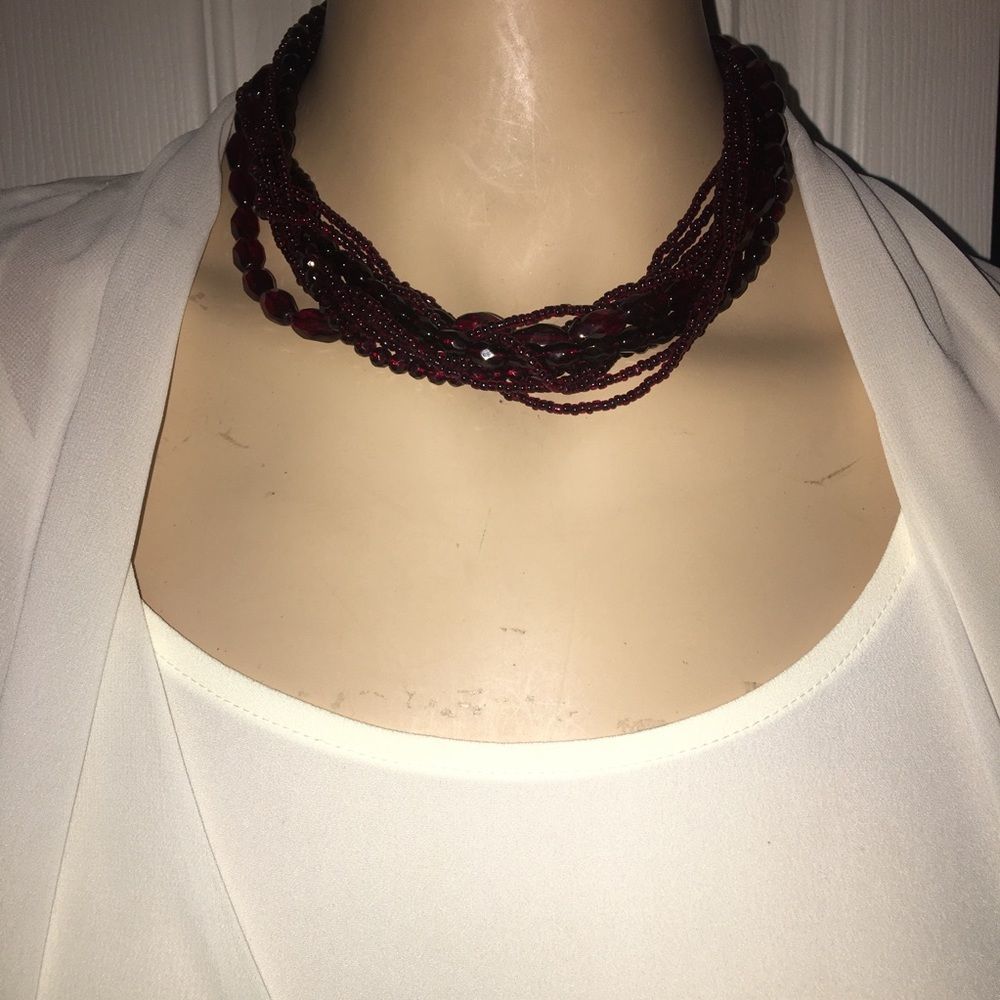 Elegant & stylish burgundy bead necklace
